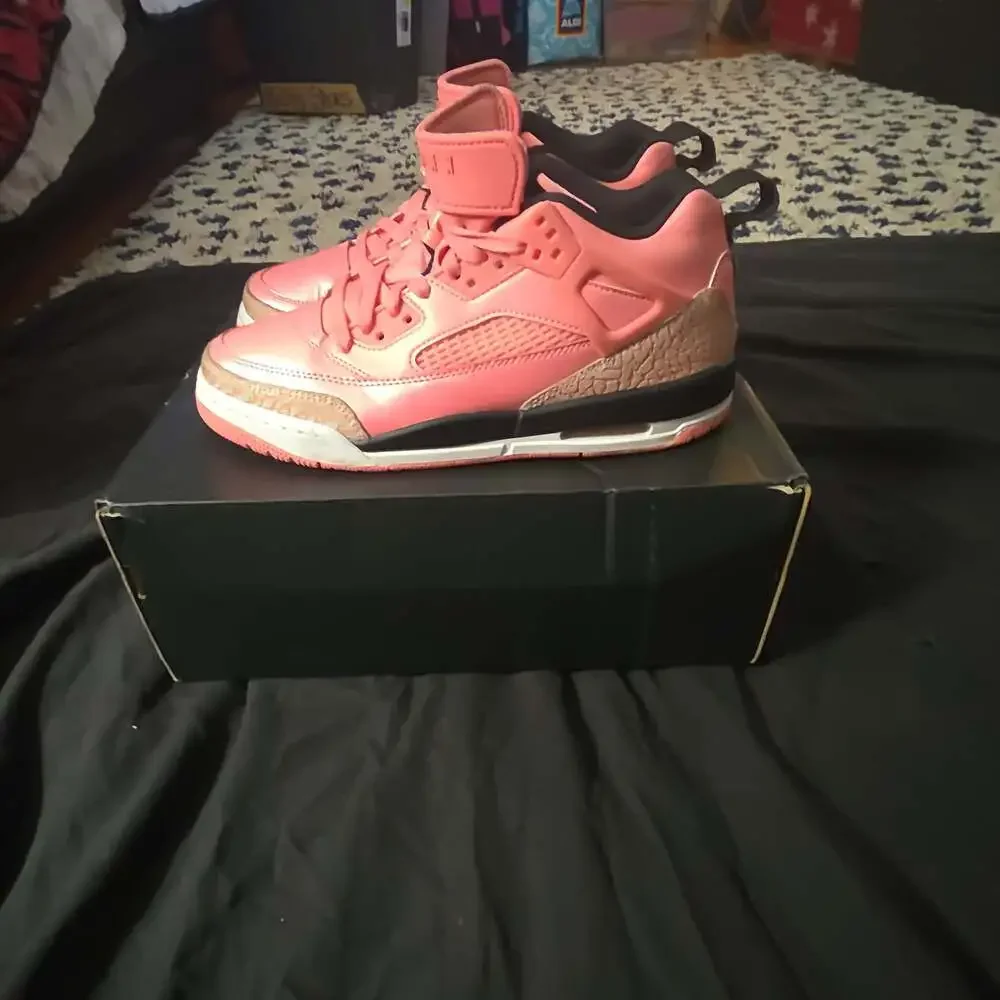 Jordan Spizike Low Big Kids' Shoes Pink Gaze